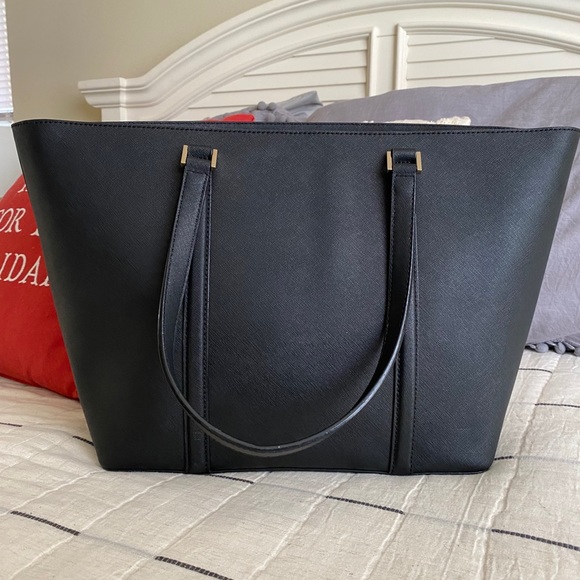 Kate Spade large leather purse - Picture 2 of 4